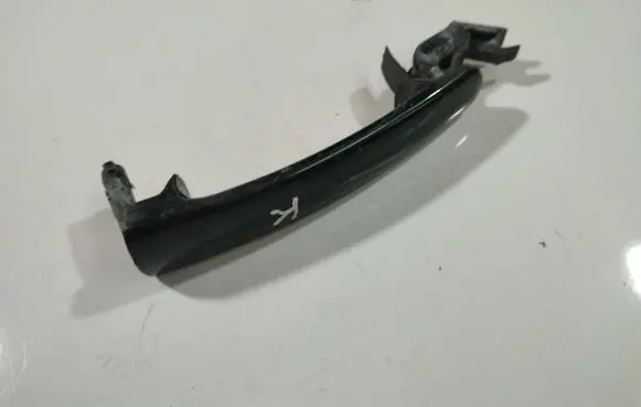 Volkswagen PASSAT B5 Front door exterior handle