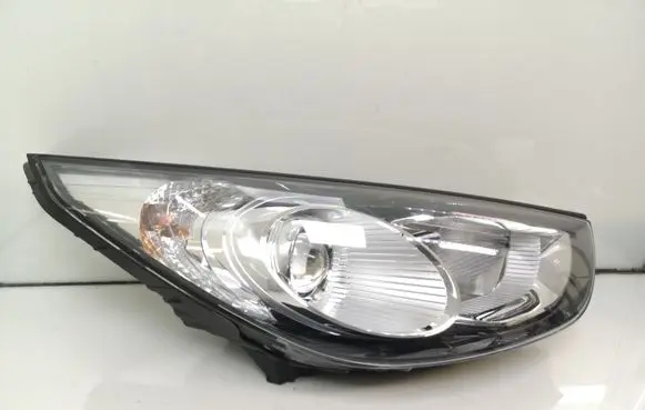 Hyundai ix35 Headlight/headlamp 921022Y