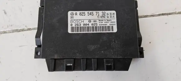 Mercedes-Benz E W211 Parking PDC control unit/module A0255457132 033M098M 0263004025