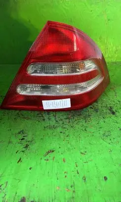 Mercedes-Benz C W203 Rear/tail lights