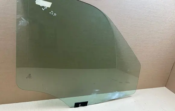 Opel Combo D Front door window glass four-door 
