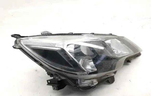 Mitsubishi Space Star Headlight/headlamp 