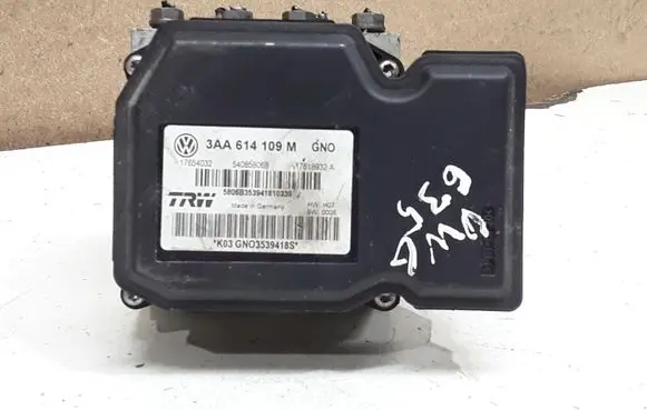 Volkswagen PASSAT B7 ABS Pump 3AA614109M