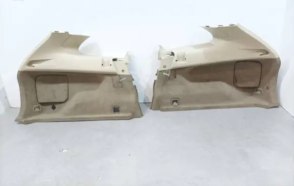 Volvo XC60 Front door card panel trim 