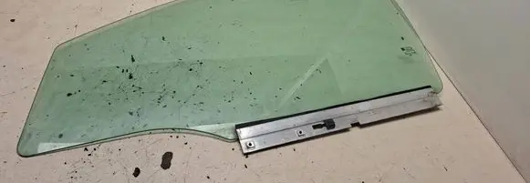 Opel Astra H Front door window glass four-door AS2M3240DOT682 E000199 43R001582