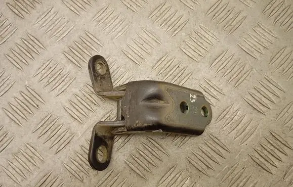 Hyundai Ioniq Rear door lower hinge