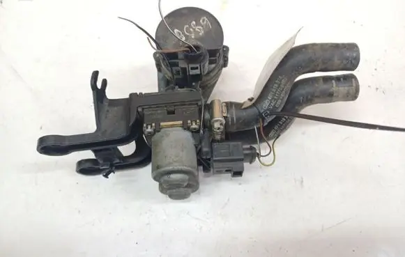 Audi A6 S6 C6 4F Coolant heater control valve 4F1819372