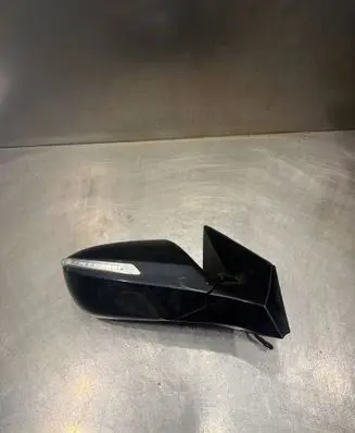 Hyundai i40 Front door electric wing mirror 023588