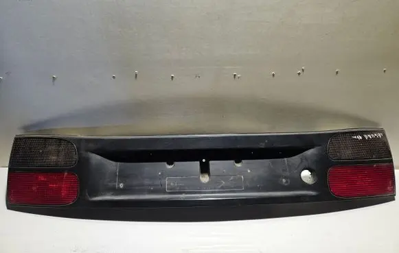 Renault Laguna I Trunk door license plate light bar 7700820049 22260002