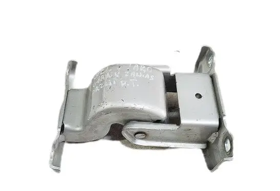 Opel Vivaro Rear door upper hinge 904006707R