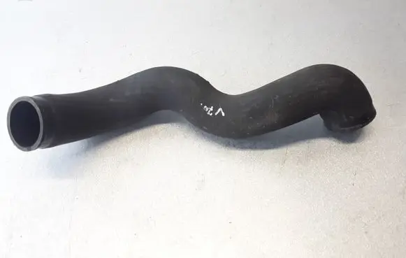Volvo V70 Intercooler hose/pipe