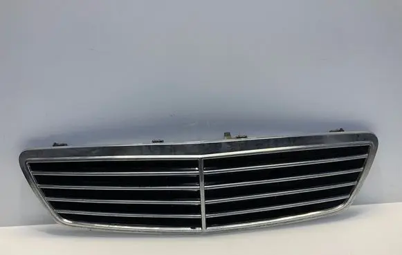 Mercedes-Benz C W203 Front grill 