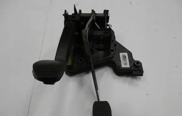 Citroen C5 Brake pedal bracket assembly 9681601780
