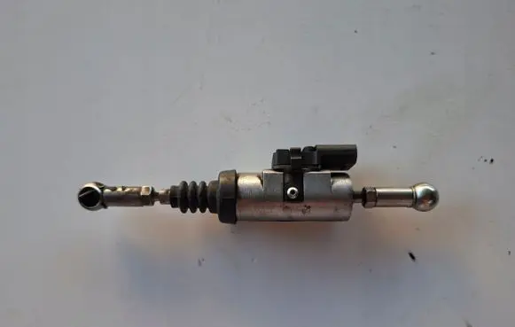 BMW 2 Active Tourer U06 Slave cylinder release bearing 8522869