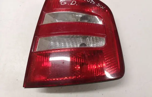 Skoda Fabia Mk1 (6Y) Rear/tail lights 6Y9945096B 6Y9945112B TK231253