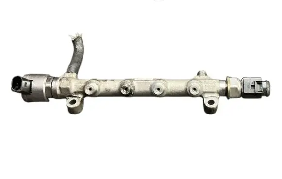 Volkswagen PASSAT B8 Fuel main line pipe 04L089G 0480142