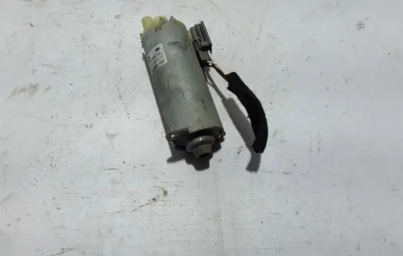 Volvo XC70 Seat adjustment motor 198397