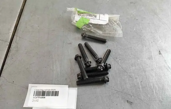 BMW 3 E90 E91 Nuts/bolts 11247516808 11247504429 7516808