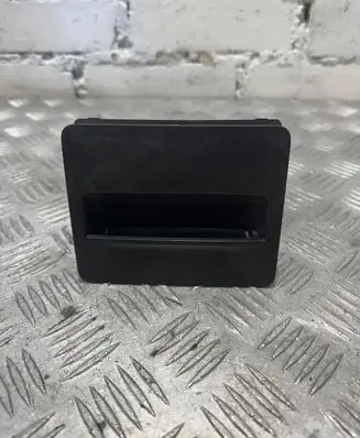 Skoda Octavia Mk3 (5E) Ashtray (rear) 5e0863284b