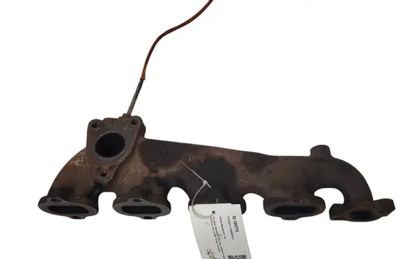 Nissan Qashqai Exhaust manifold 140045202R