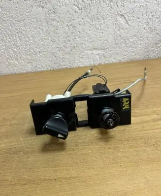Mercedes-Benz E W124 Climate control unit 09968700 F3451