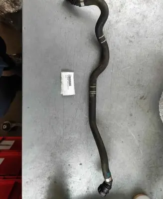 Volvo XC90 Engine coolant pipe/hose 31338396