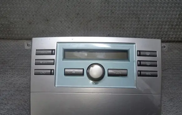 Toyota Corolla Verso AR10 Climate control unit 559000F030 MB1465702272
