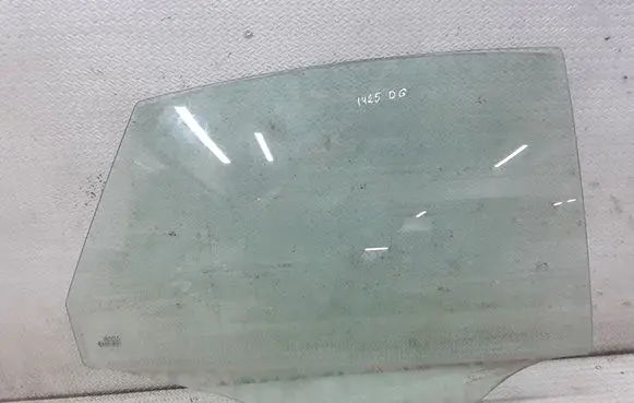 Seat Ibiza III (6L) Rear door window glass