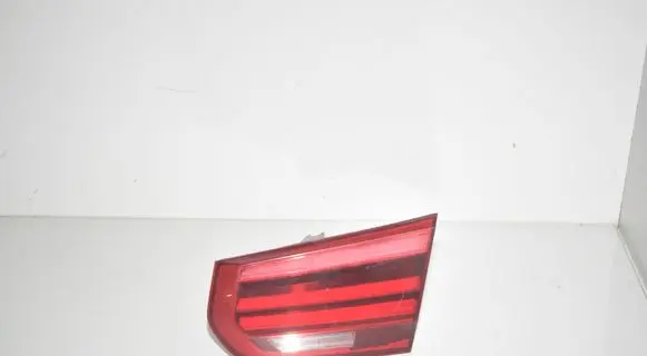 BMW 3 F30 F35 F31 Tailgate rear/tail lights 7369120 63217369120