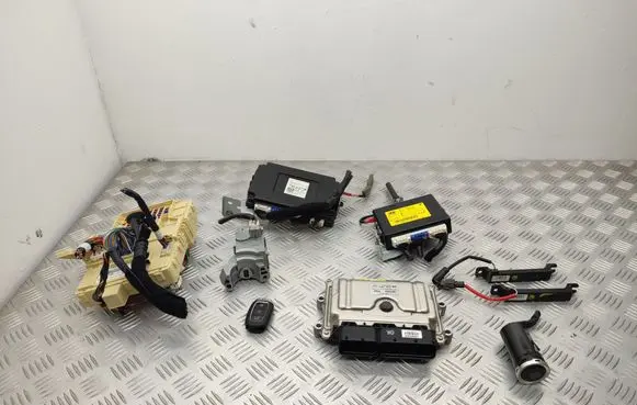 Hyundai i30 Engine ECU kit and lock set 3919904AC0 91950g4030 95480g4200