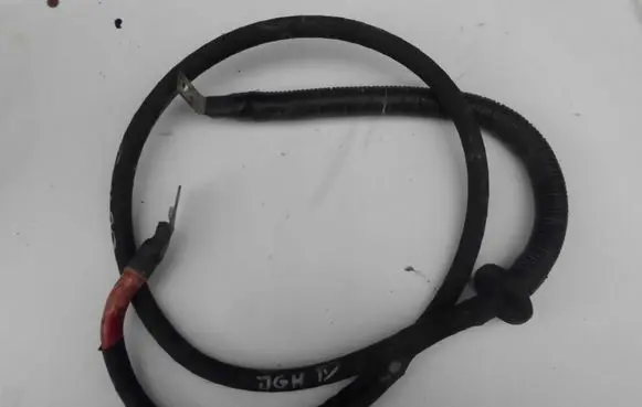 Jeep Grand Cherokee EUR ISO radio connector 08899777