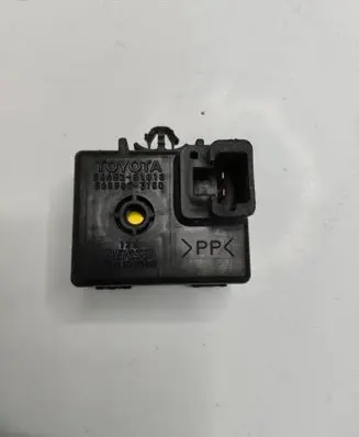 Lexus RX 300 Horn buzzer relay 8665251010 0689003150
