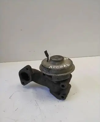 Honda Accord EGR valve 60870702