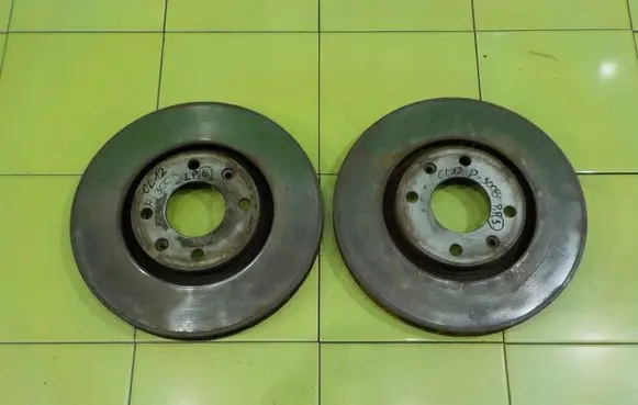 Peugeot 3008 I Front brake disc PRZOD TARCZE