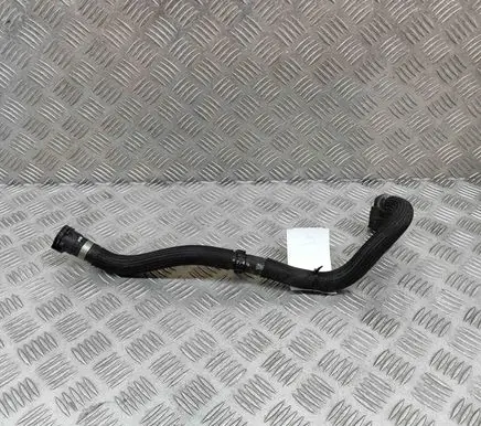 Citroen DS7 Crossback Engine coolant pipe/hose 9822405580