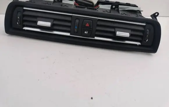 BMW X6 F16 Dash center air vent grill F49197489