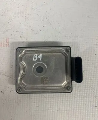 Audi Q3 F3 Distronic sensor radar 2Q0907550B 2Q0907819