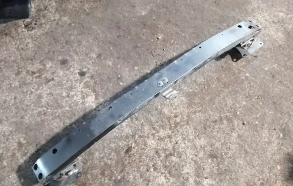 Peugeot 508 Front bumper cross member 9688346780