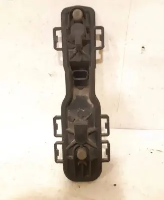 Nissan Primera Tail light bulb cover holder 89025242