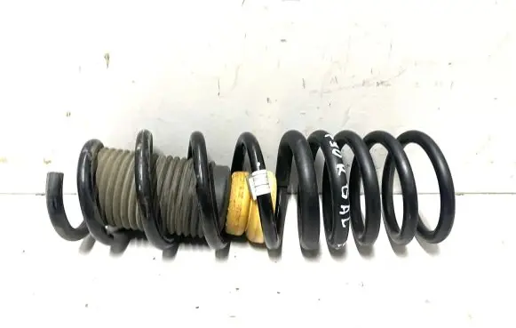 BMW M5 F90 Rear coil spring 1234567