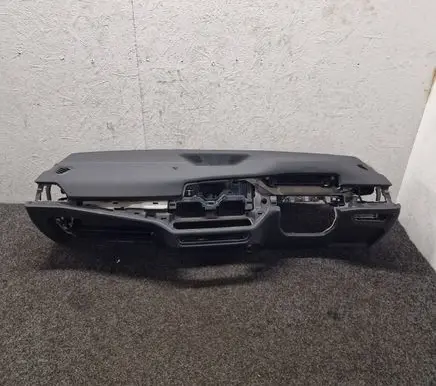 BMW i4 Dashboard 