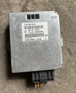 Mercedes-Benz C W203 Other control units/modules A2038200685 2038200685