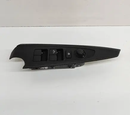 Mazda 2 Electric window control switch DG3T66350 DB2H684L6