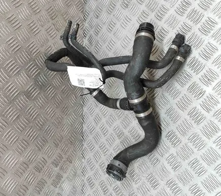 Mercedes-Benz GLE W167 Engine coolant pipe/hose A1675013304