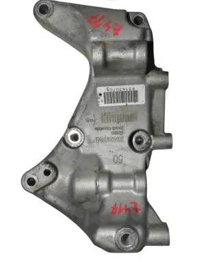 Volvo XC90 Generator/alternator bracket 31430704