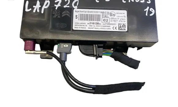 Citroen C3 Aircross Other control units/modules 9831613880