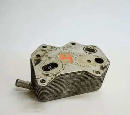 Audi A4 S4 B7 8E 8H Gearbox / Transmission oil cooler 06D117021C