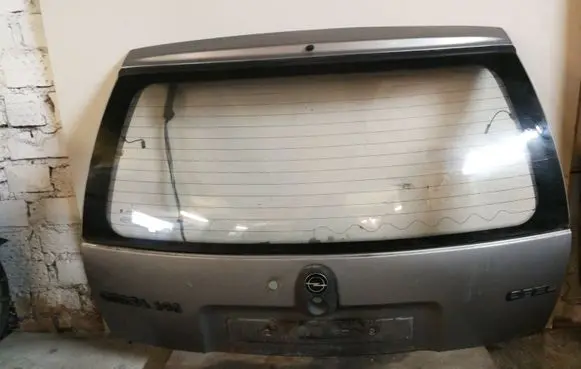 Opel Corsa B Tailgate/trunk/boot lid