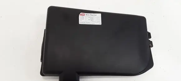 Skoda Fabia Mk1 (6Y) Battery box tray cover/lid 6Q0915429B