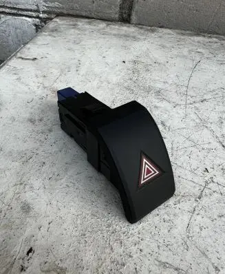 Toyota RAV 4 (XA50) Hazard light switch 4721Z14C